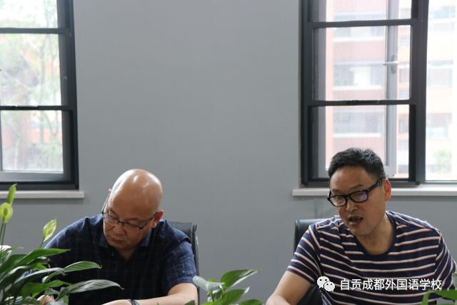 自貢市外國語學校--加強安全工作，構建安全校園