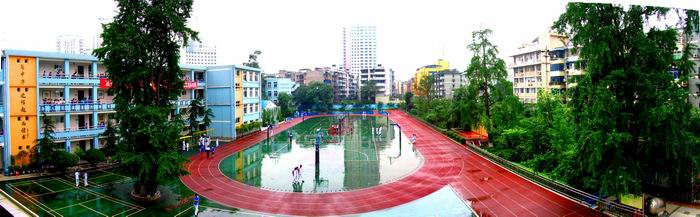 成都石室聯(lián)合中學地理位置在哪兒？