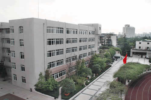 列五中學(xué)石公辦還是民辦？