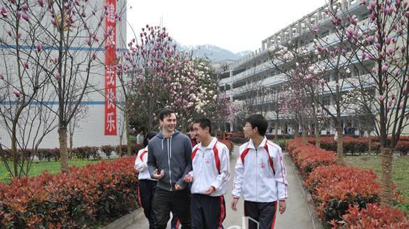 高縣中學怎么樣、好不好？