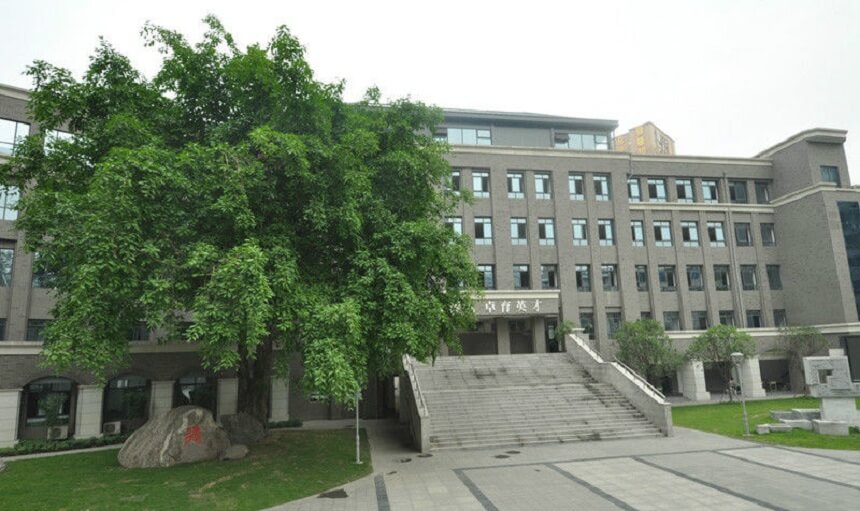 成都樹德中學(xué)校園環(huán)境怎么樣？