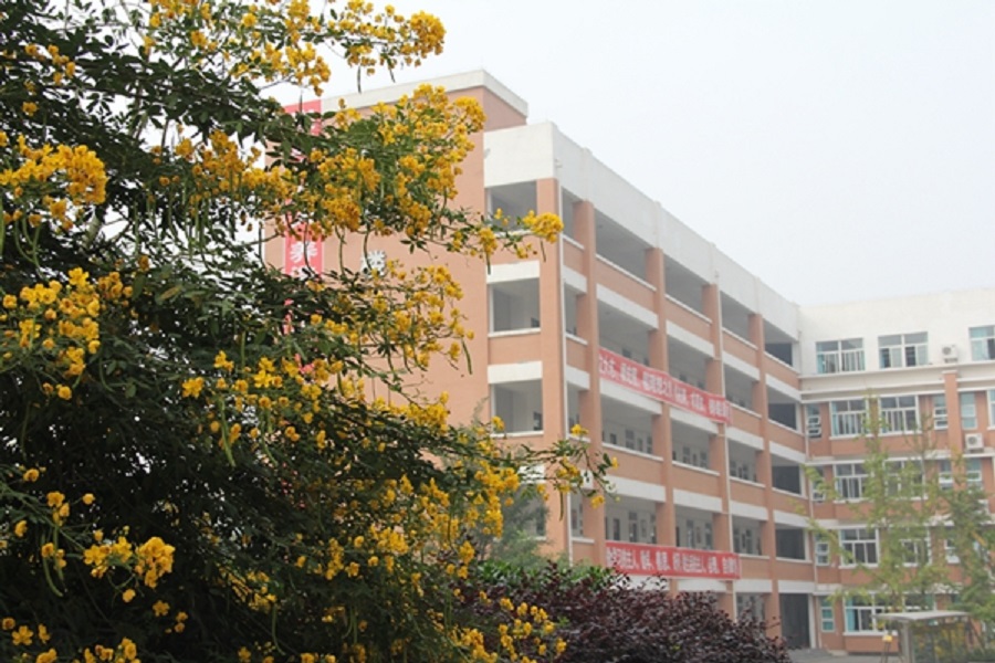 綿陽南山中學(xué)實(shí)驗(yàn)學(xué)校校園環(huán)境怎么樣？