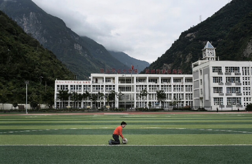 寶興縣海南高級中學學校環(huán)境好嘛？