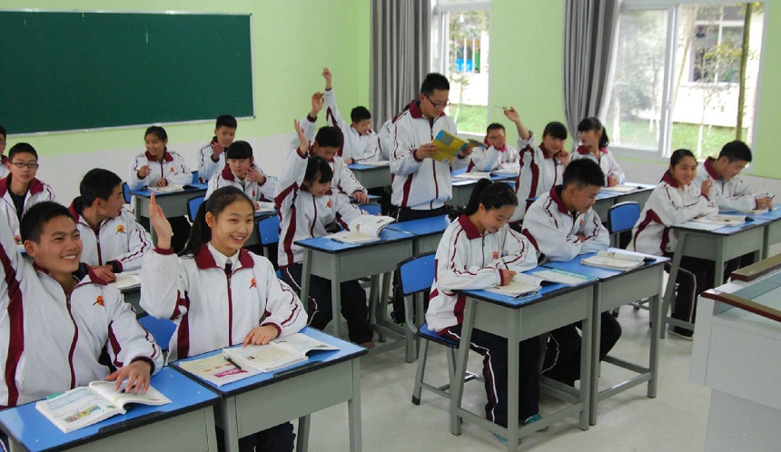 雅安市強項雙語中學校園環(huán)境怎么樣？