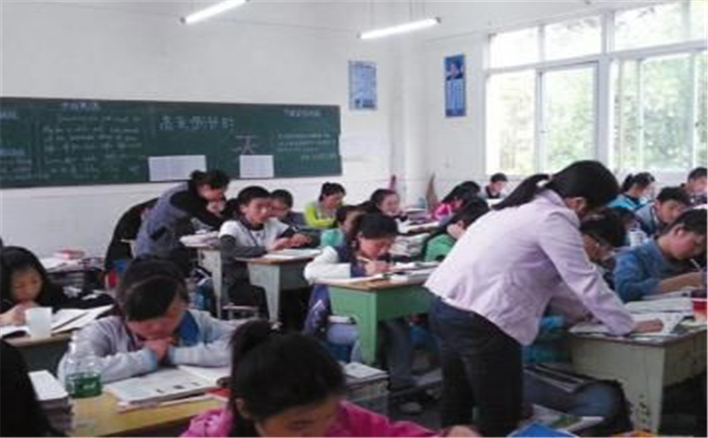 奇章中學2020年中考錄取分數(shù)線是多少分？