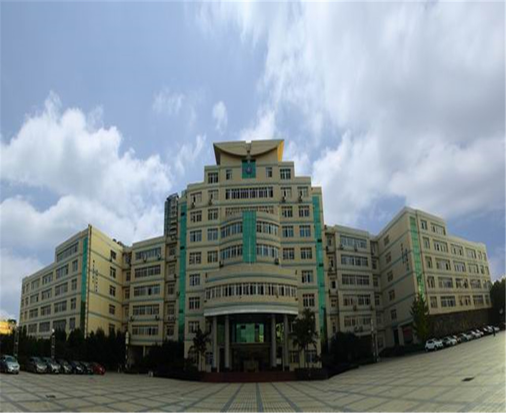 達(dá)州市第一中學(xué)2020年中考錄取分?jǐn)?shù)線多少分？
