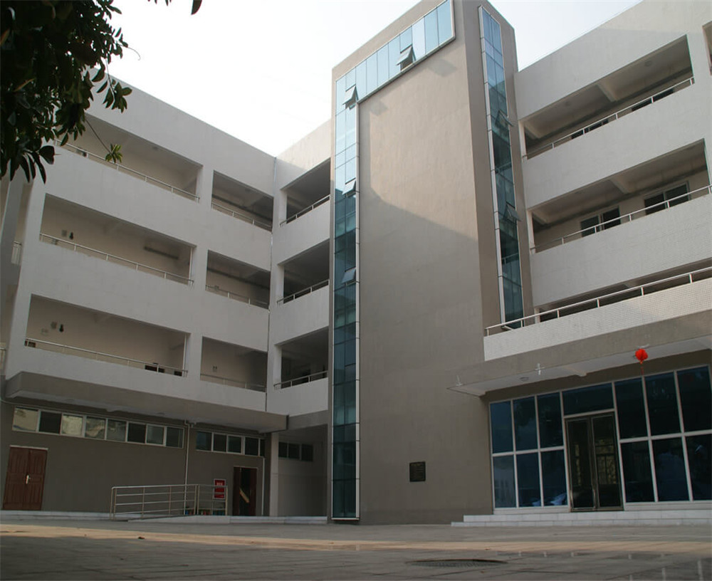 攀枝花市體育中學學校2020年的錄取分數(shù)是多少？