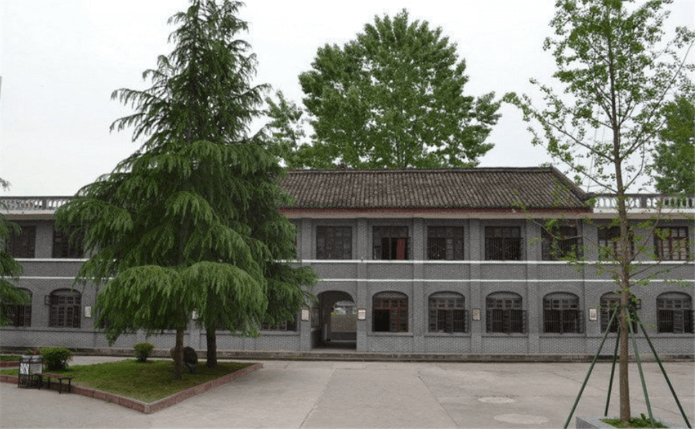 閬中市柏埡中學(xué)學(xué)校環(huán)境怎么樣？