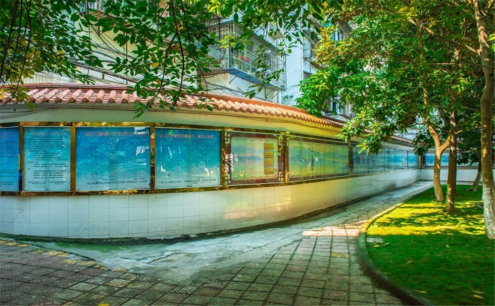 閬中東風(fēng)中學(xué)2020年中考錄取分?jǐn)?shù)線多少分？
