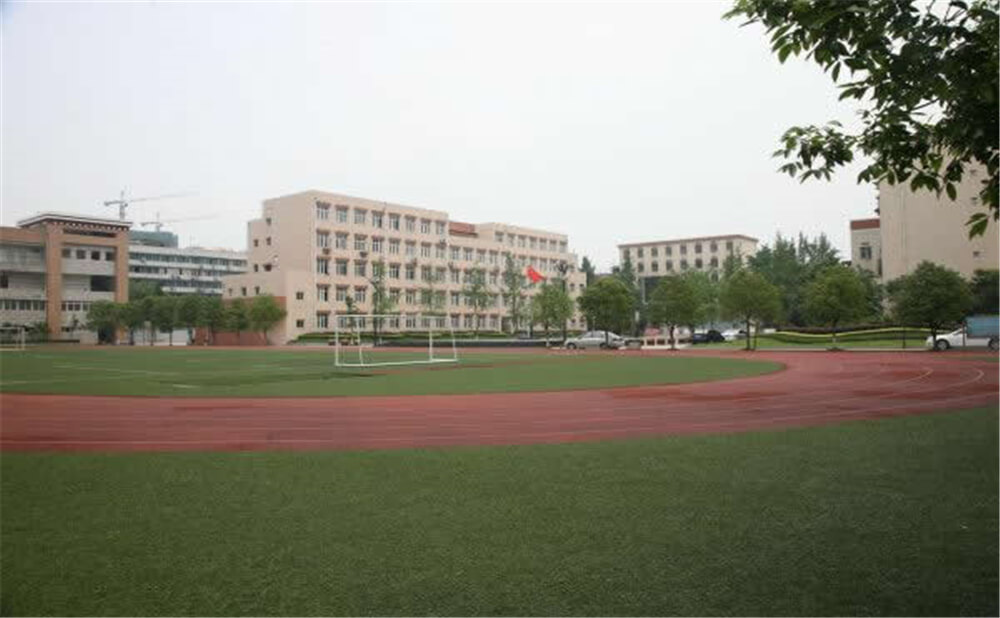 成都西藏中學(xué)的高考升學(xué)率是多少？
