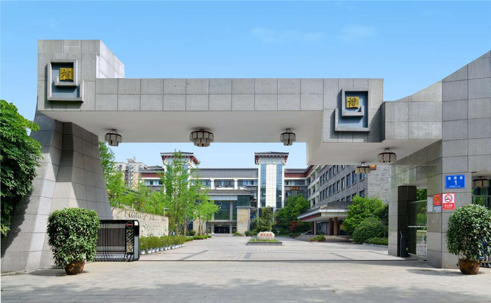 成都市西北中學(xué)的高考升學(xué)率是多少？