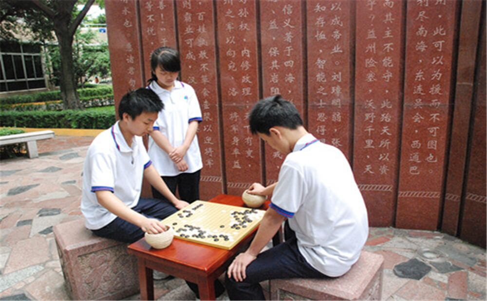 武侯高級(jí)中學(xué)的高考升學(xué)率是多少？