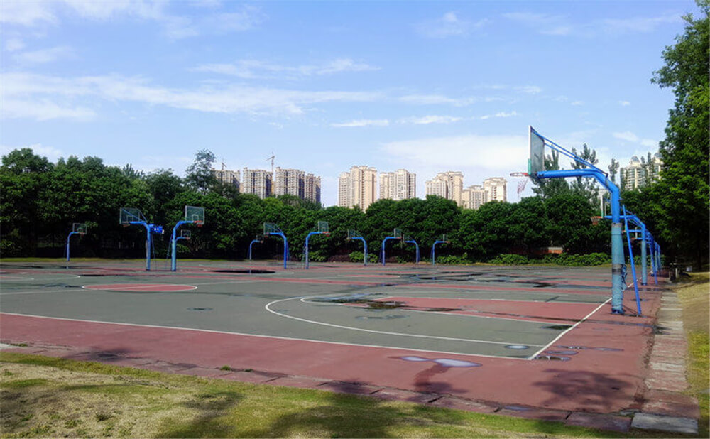 成都實(shí)驗(yàn)外國語學(xué)校（西區(qū)）的老師怎么樣？