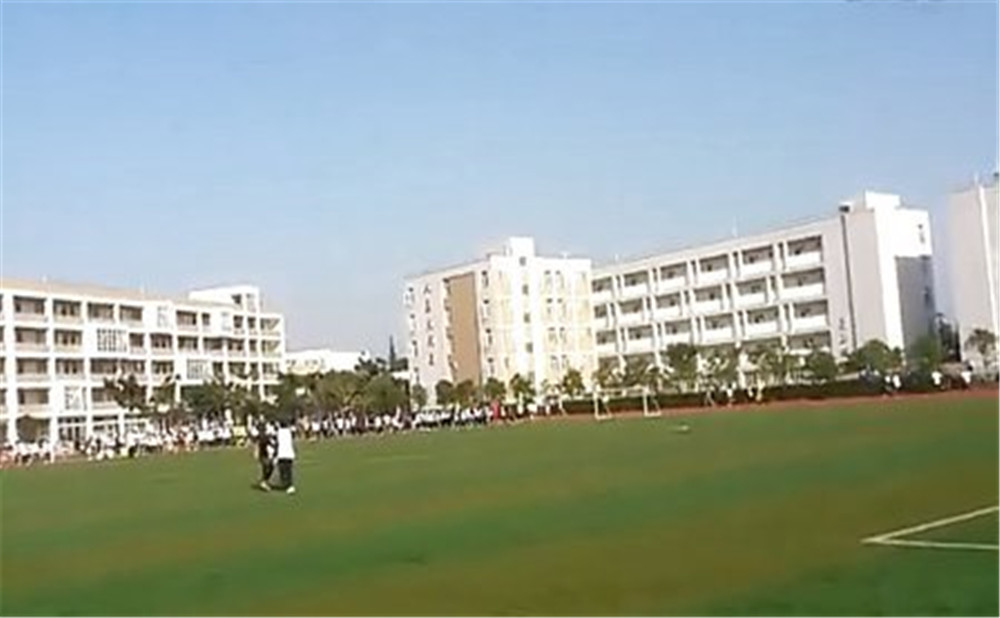 郫縣四中的高考升學(xué)率高不高？