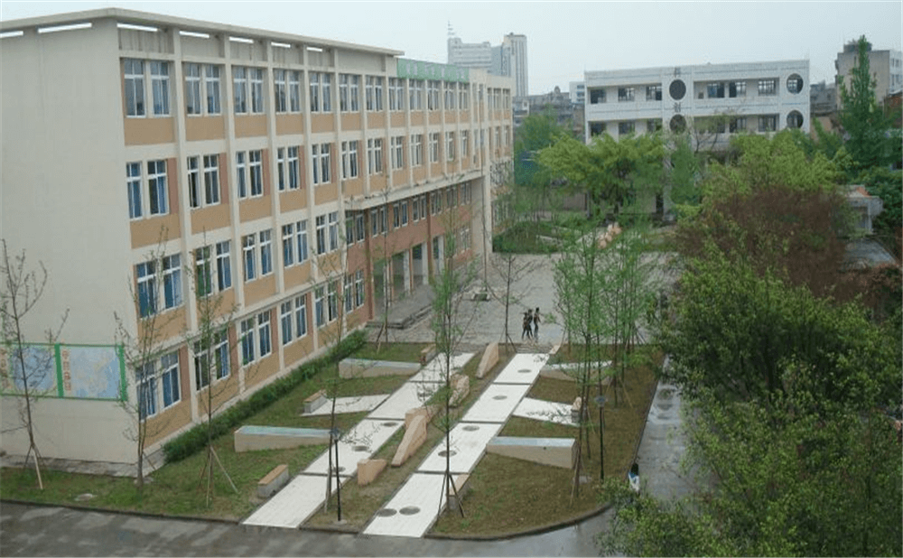 成都列五中學(xué)2020年招生標(biāo)準(zhǔn)在哪兒看？
