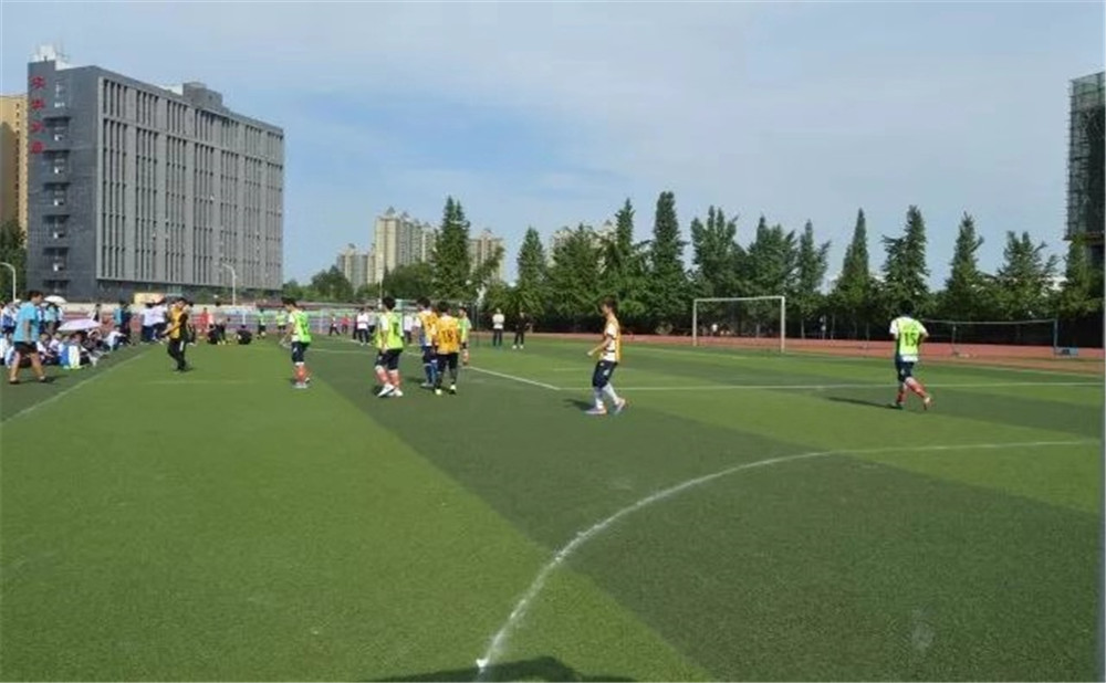 大彎中學(xué)去年錄取分?jǐn)?shù)線是多少？