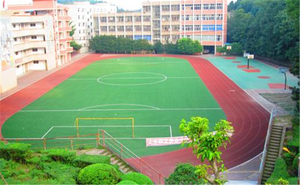 簡陽實驗中學的高中住宿怎么樣？