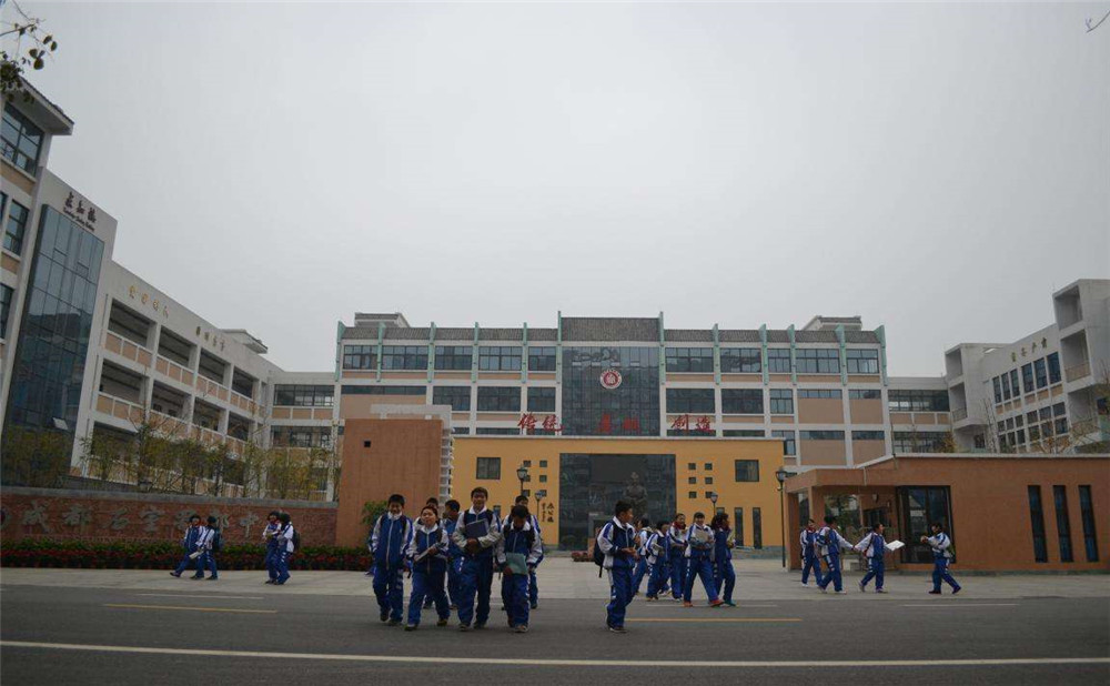 成都石室蜀都中學(xué)高中宿舍怎么樣？