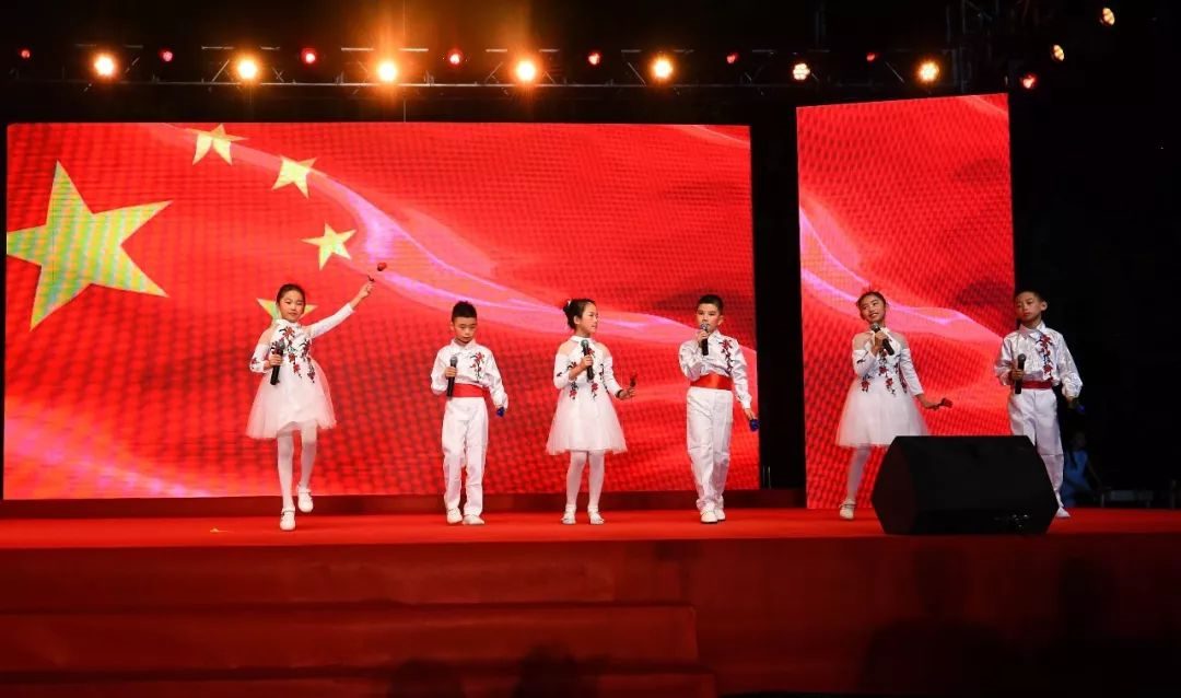 成都七中八一學校的錄取分數(shù)線是多少？