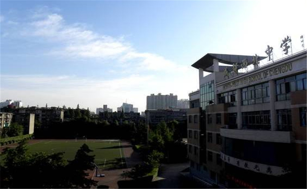 成都市西北中學的本科升學率高不高？
