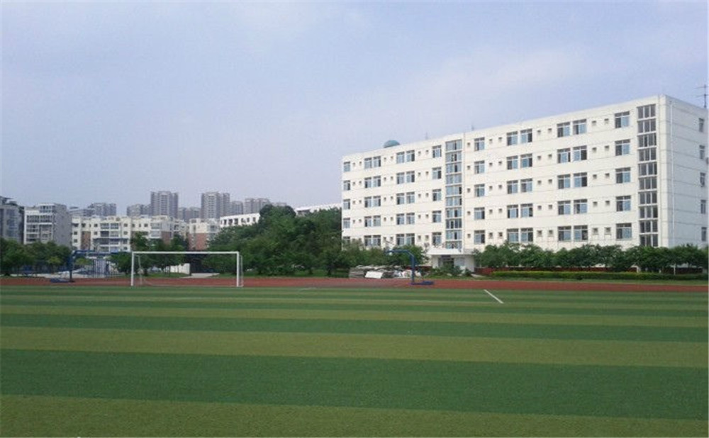 2020年龍泉二中計劃招多少人？