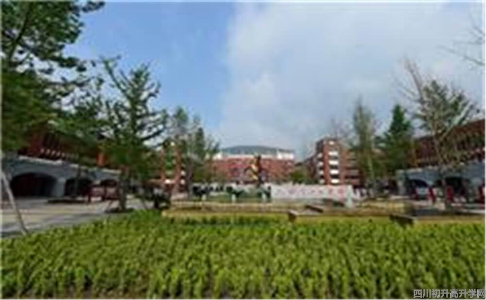 新都一中的住宿怎么樣？