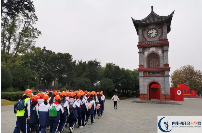大邑中學(xué)高中本部的錄取分?jǐn)?shù)是多少？
