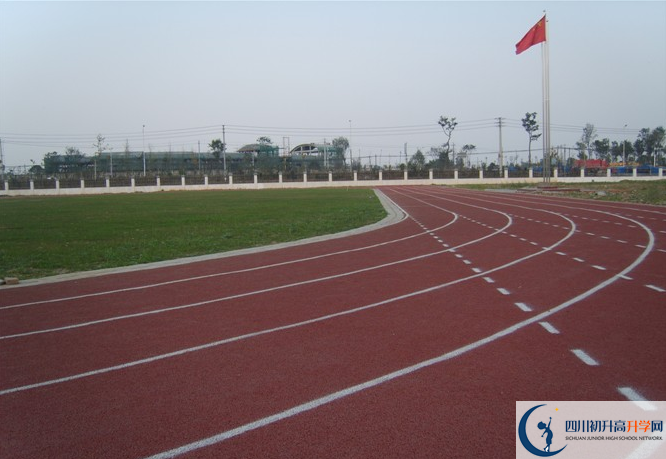 四川師范大學(xué)附屬第三實(shí)驗(yàn)中學(xué)這所學(xué)校怎么樣？
