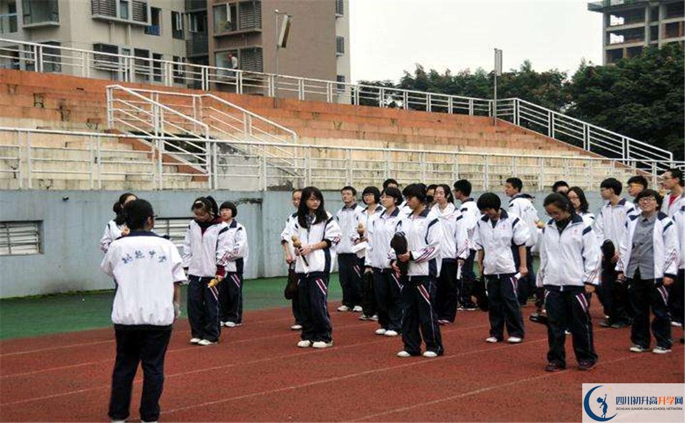 成都樹德中學(xué)光華校區(qū)住宿費(fèi)用是多少錢？