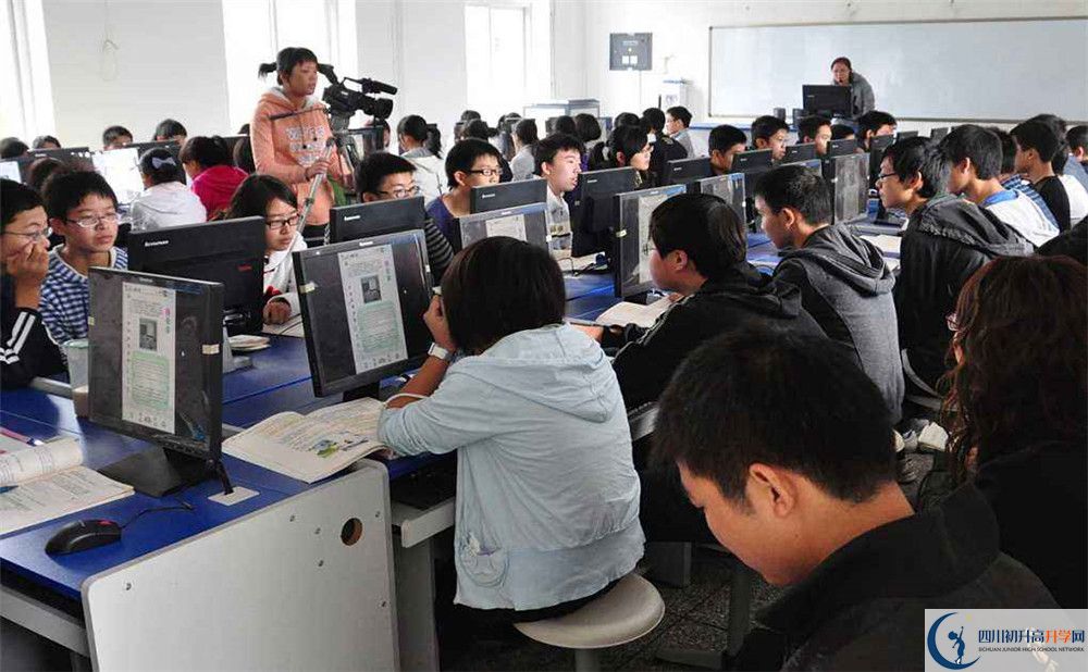 彭州一中初升高向外地招生嗎？