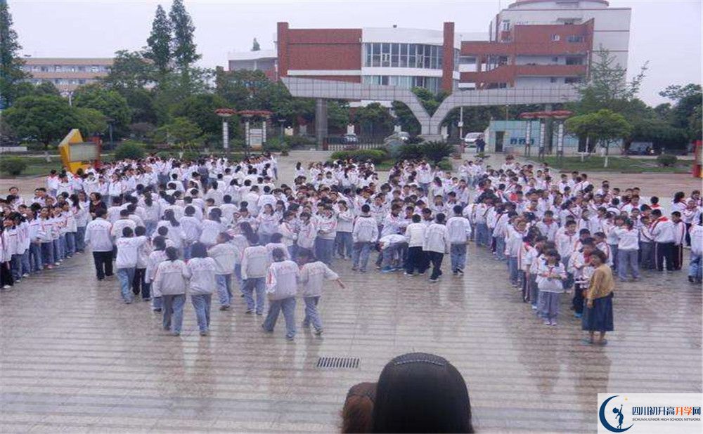 彭州中學2020年被清華北大錄取的學生有多少？