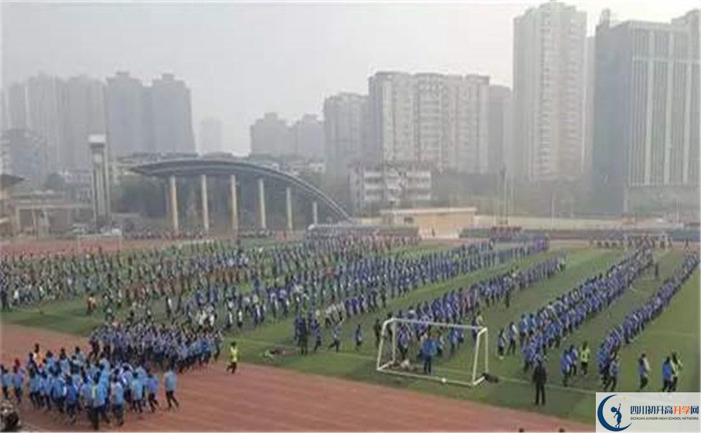 大彎中學高中住宿怎么樣？