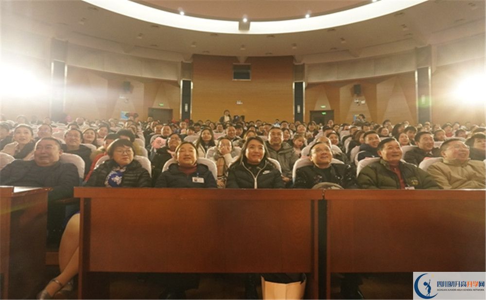 2020成都十二中高考重點大學(xué)升學(xué)率高不高？