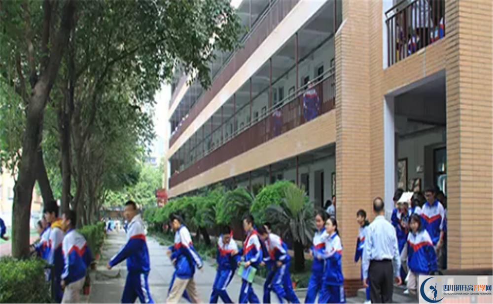 成都大學(xué)附屬中學(xué)2020屆高三期末試卷在哪里看？