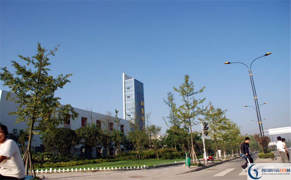 成都樹德中學(xué)光華校區(qū)高中平行班怎么樣？