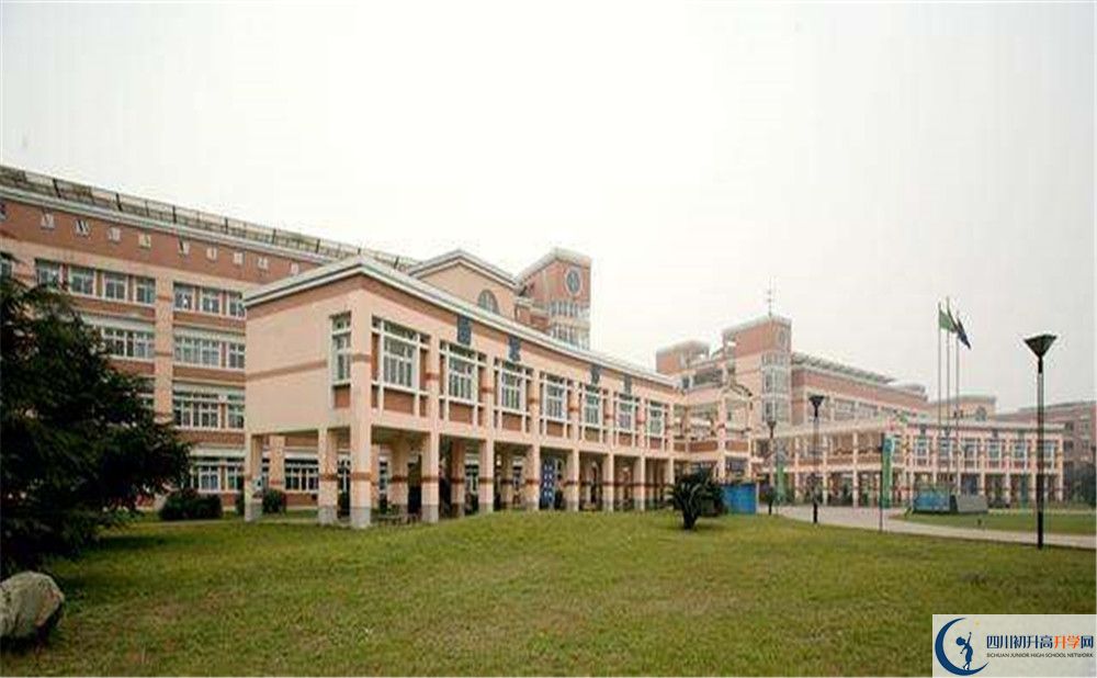 樹(shù)德博瑞實(shí)驗(yàn)學(xué)校高中分班考試難嗎？