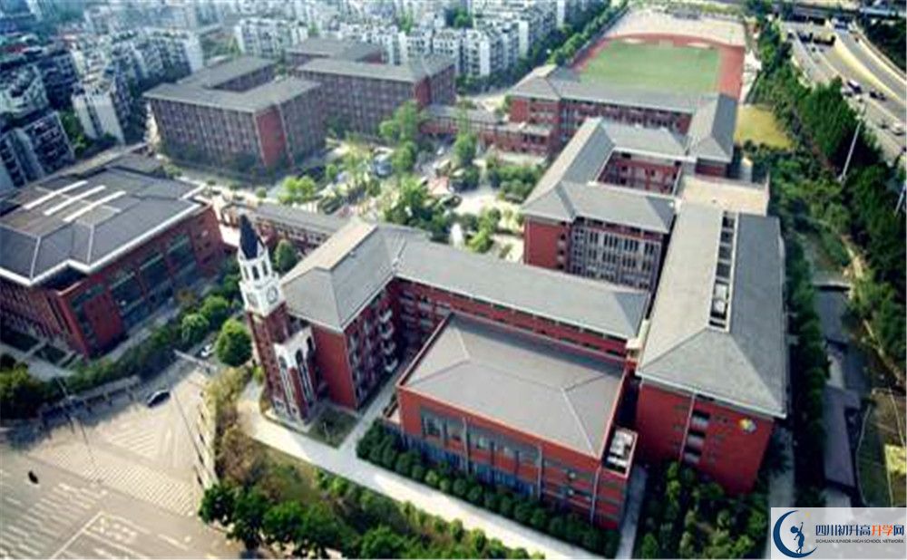 成都七中萬(wàn)達(dá)學(xué)校2020年高考人數(shù)是多少？