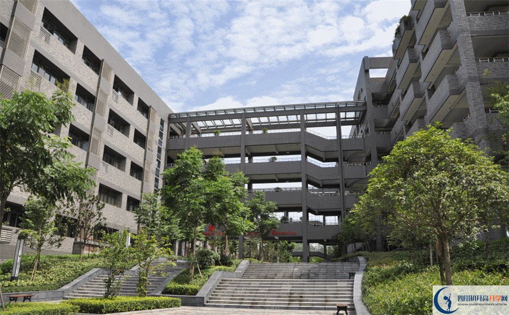 石室天府中學(xué)2020年高考人數(shù)是多少？