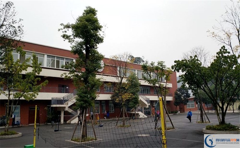 成都七中八一學(xué)校2020暑假放假時(shí)間安排是怎樣的？