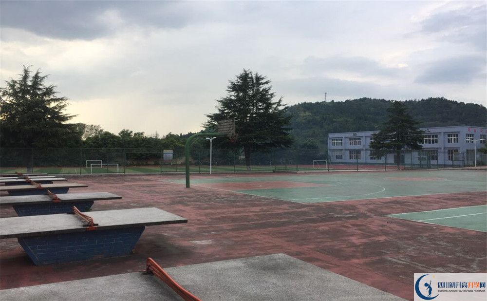 蘆溪中學(xué)今年的錄取條件是否有變化？