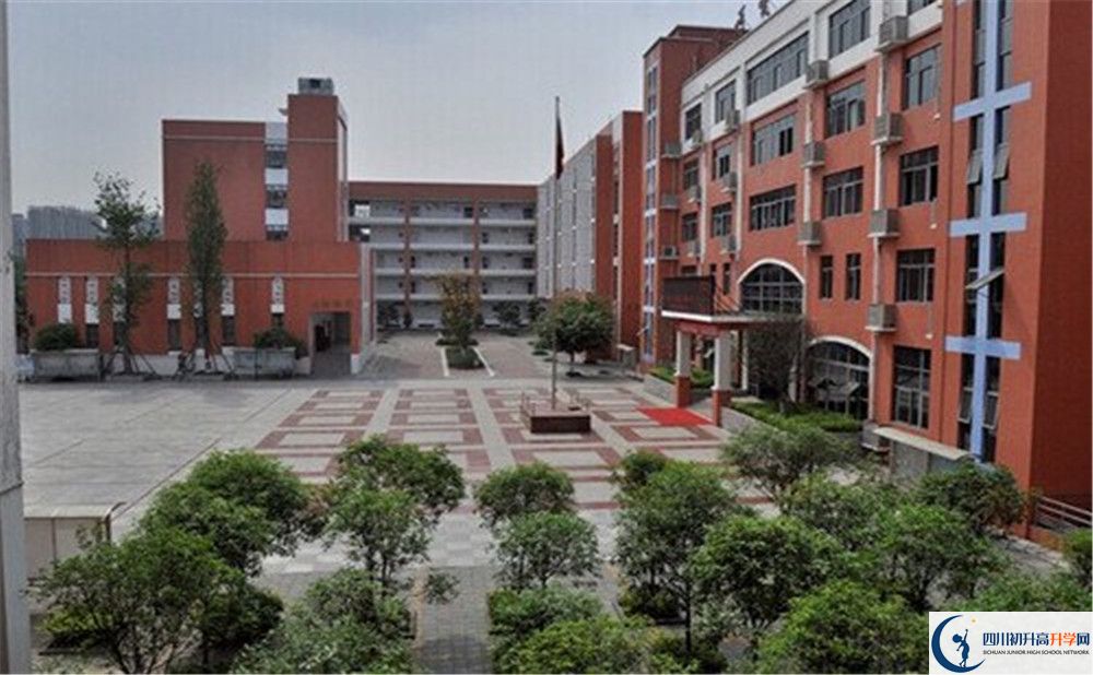 成都市川化中學(xué)近幾年的升學(xué)率高不高？
